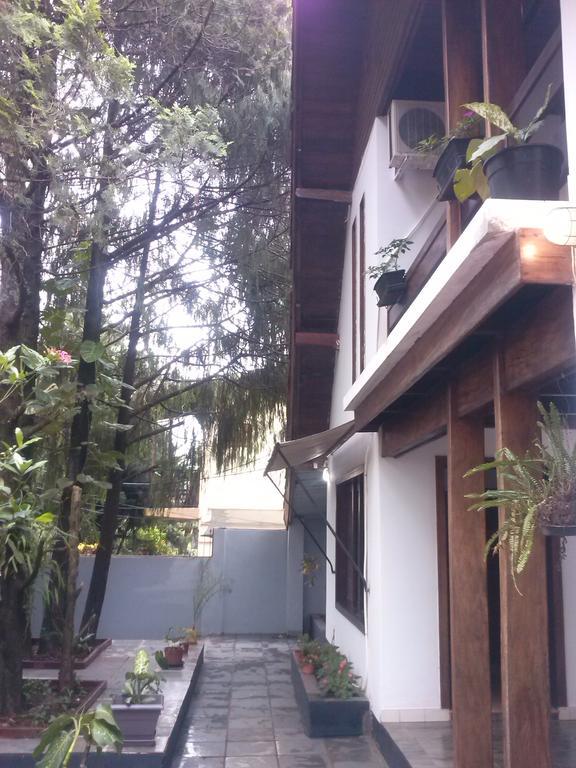 Petit Hotel Caraguata Puerto Iguazú Dış mekan fotoğraf