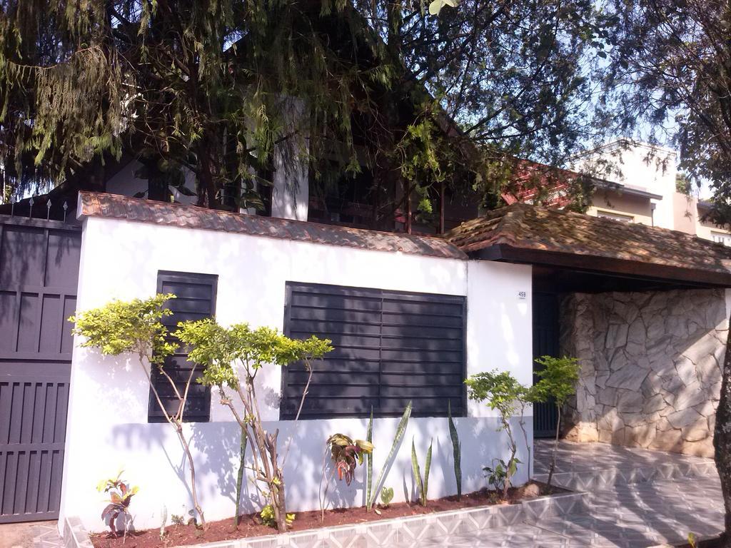 Petit Hotel Caraguata Puerto Iguazú Dış mekan fotoğraf