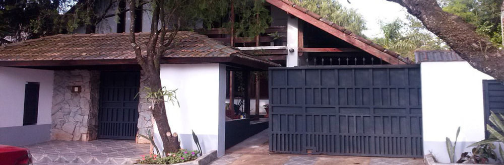 Petit Hotel Caraguata Puerto Iguazú Dış mekan fotoğraf