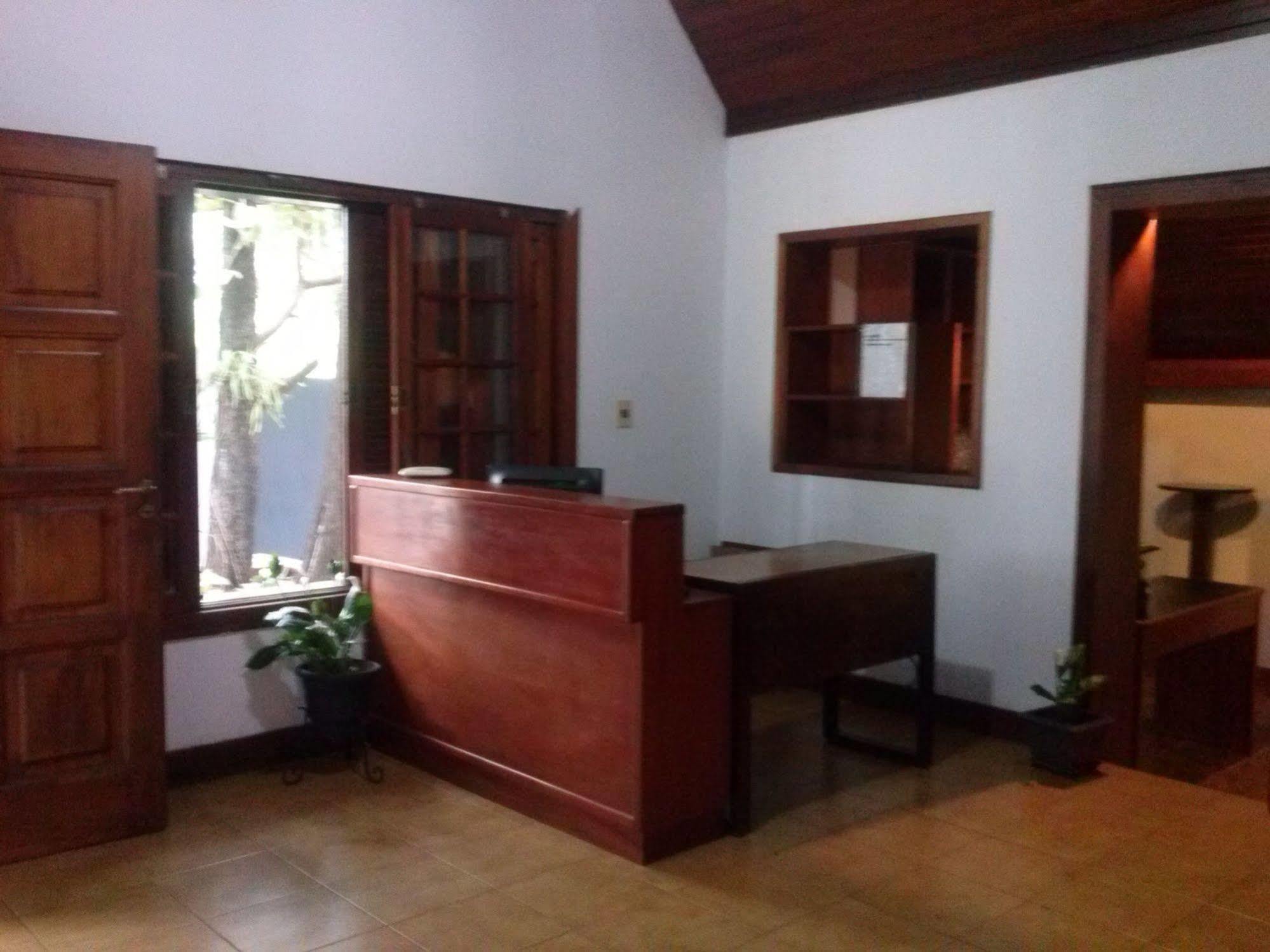Petit Hotel Caraguata Puerto Iguazú Dış mekan fotoğraf